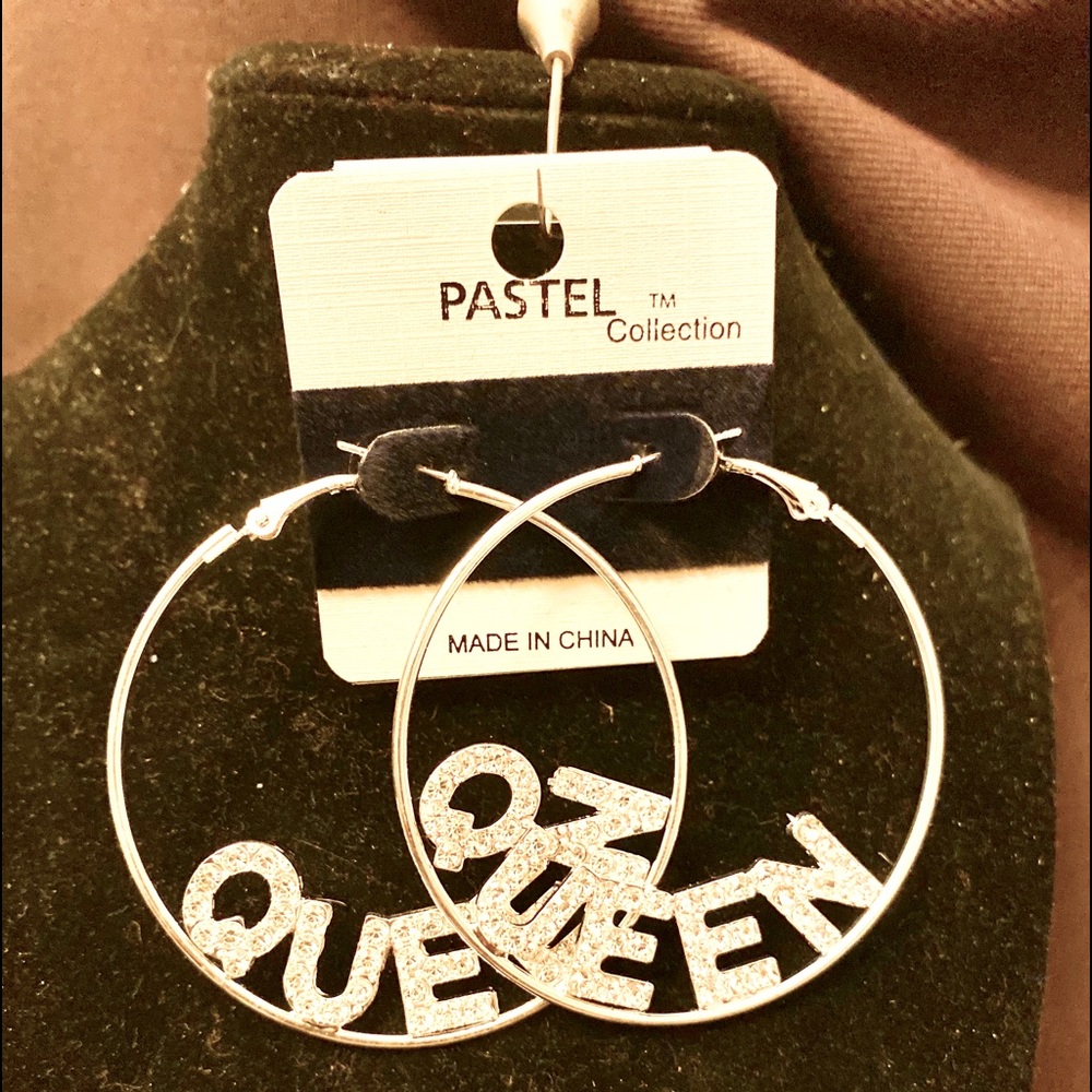 Pastel Collection Queen Earrings